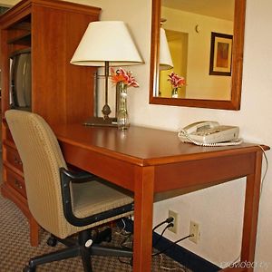 Rodeway Inn Airport West Columbia